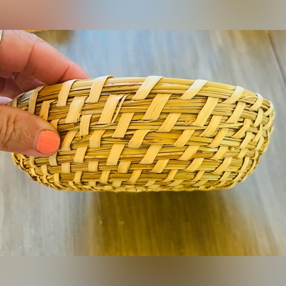 Handcrafted Papago Basket | 7” in diameter - Picture 3 of 7